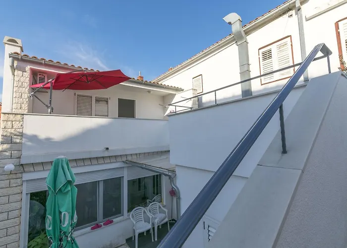 Apartments Nina