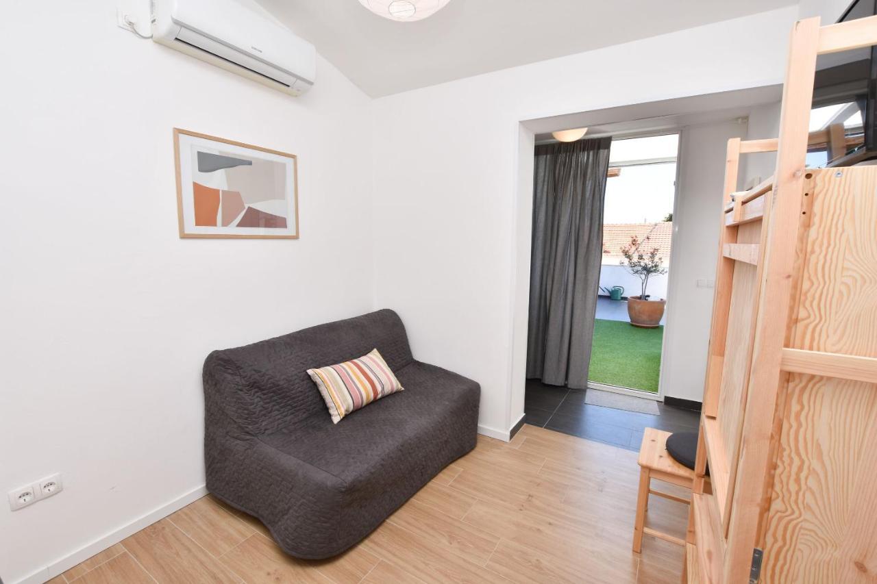 Nina Apartment Primosten